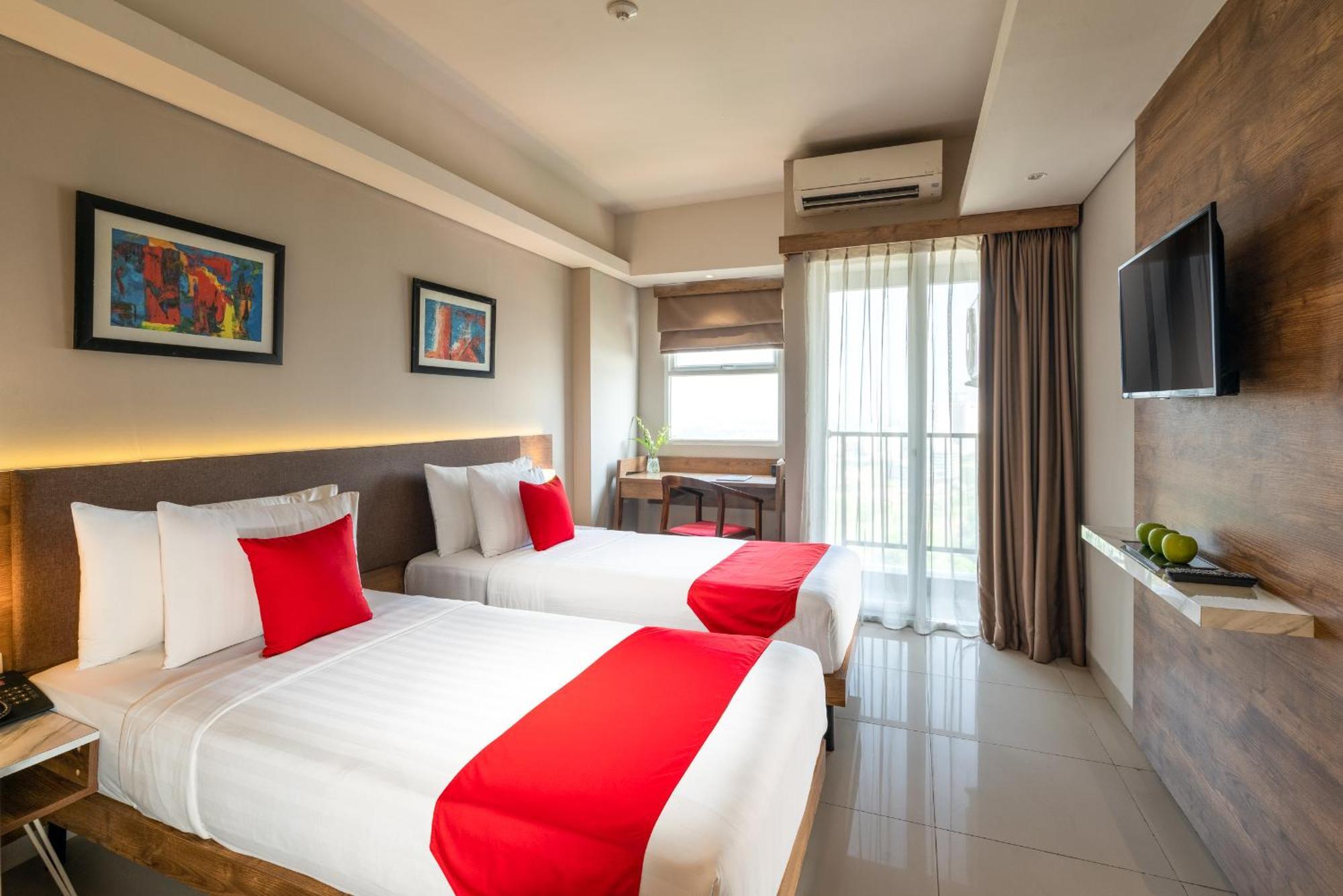 Ramada By Wyndham Serpong Extérieur photo