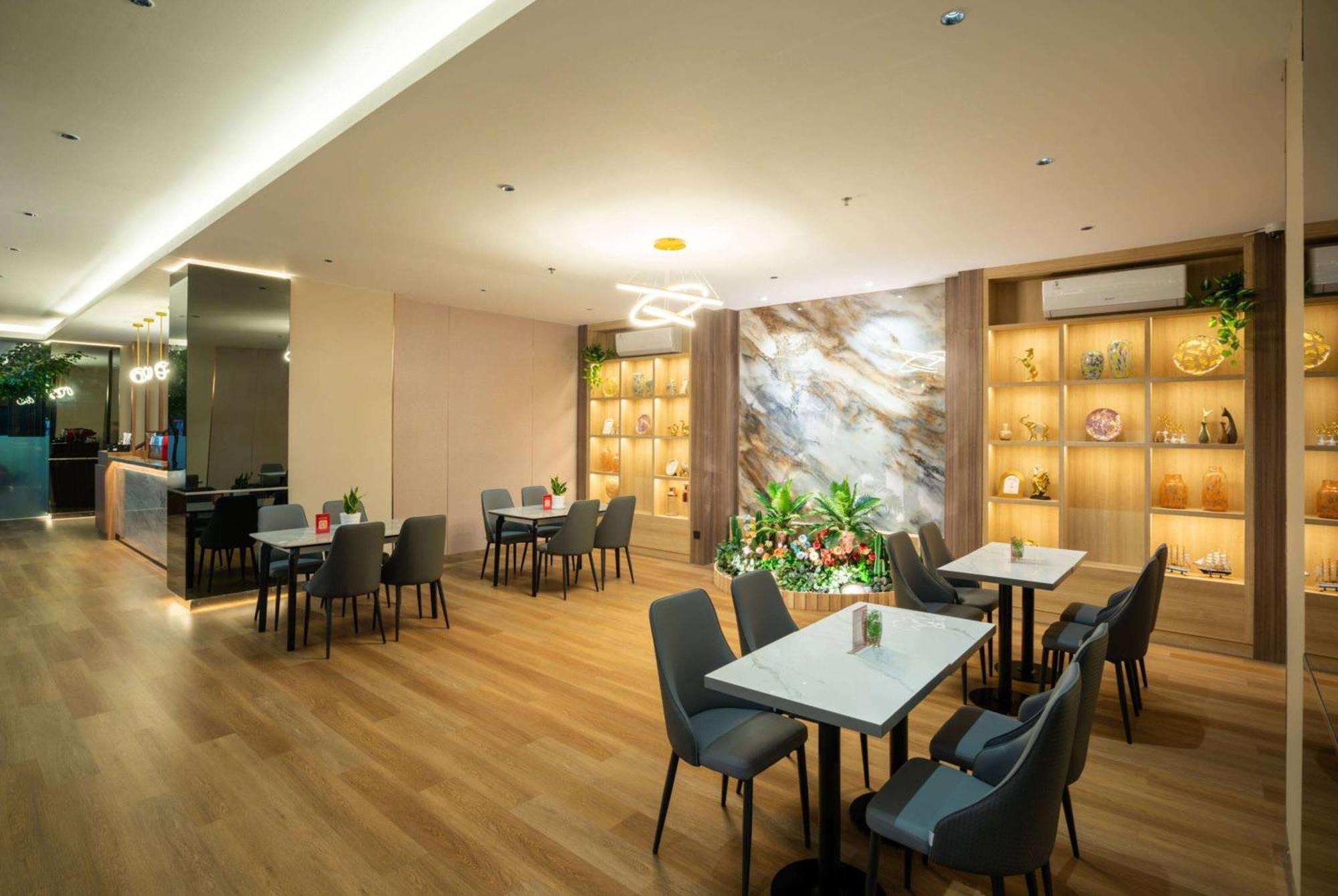 Ramada By Wyndham Serpong Extérieur photo